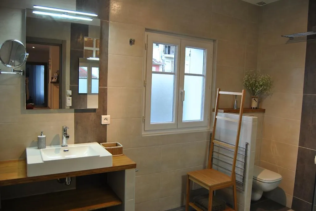Le Calme Au Centre Ville Apartment Cannes France